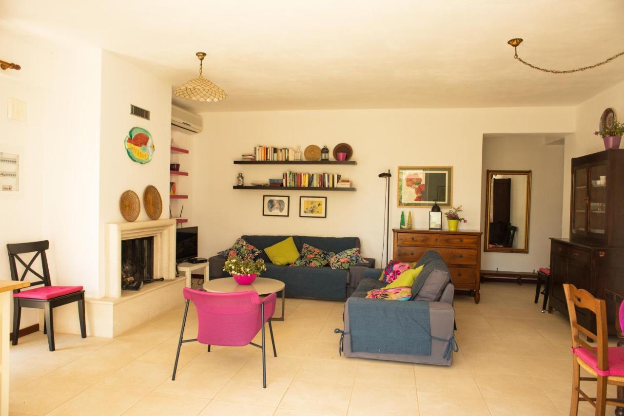 Villa Buras Skinaria Luaran gambar
